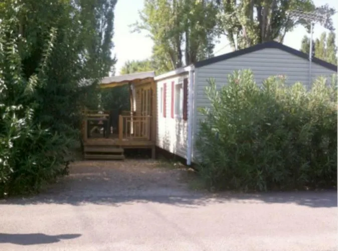 Grand Mobilehome Proche Commodite Fo10 Campingplatz Fréjus